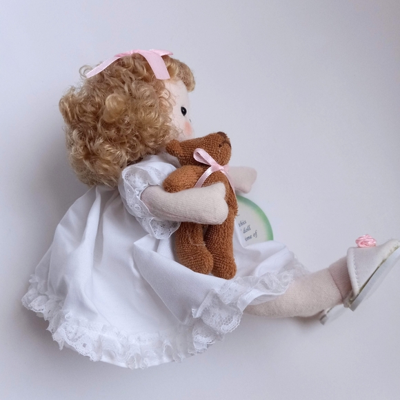 Green Tree Wendy Storybook Musical Doll Collectible Handmade Blonde White Bear - Picture 5 of 15